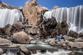 Catarata de Pillones y Bosque de Piedras